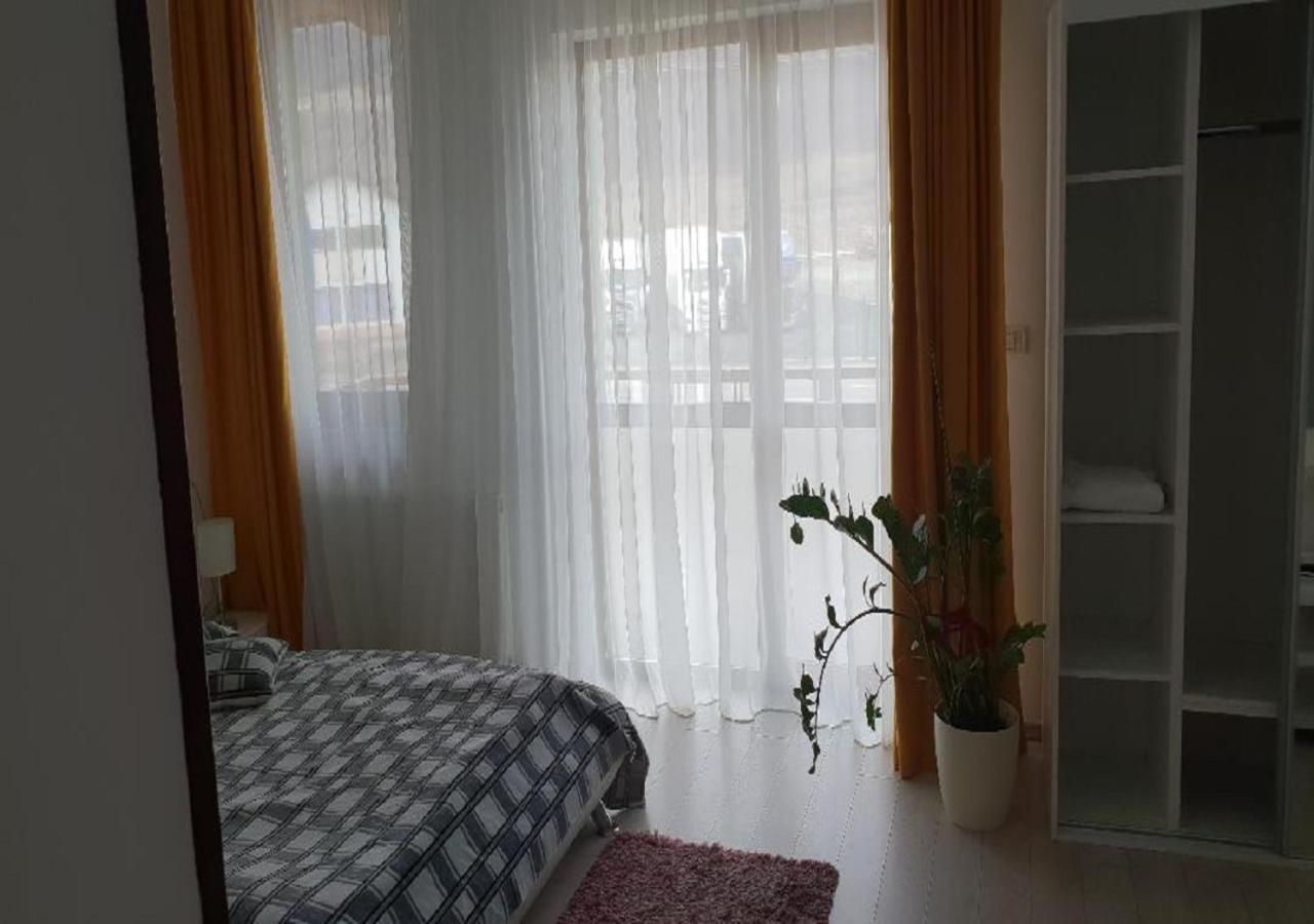 Pensiunea Caraiman Servicii De Cazare Codlea Exterior foto